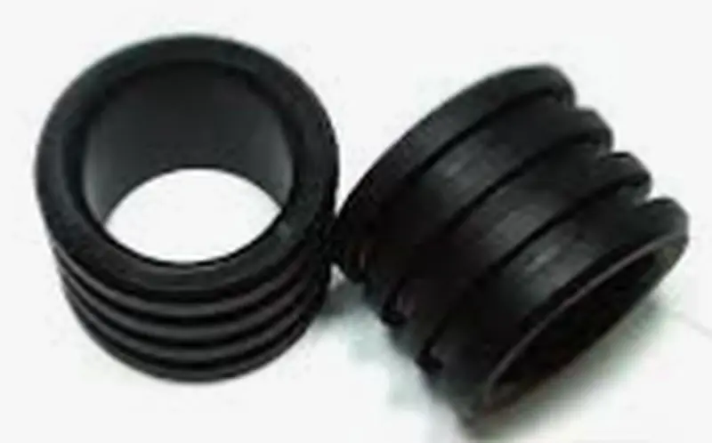 Ostatnie sztuki Tourmax Mufa guma łącznik wydechu 28mm