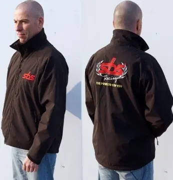 Promocja SBS MATERIAŁY PROMOCYJNE KURTKA SOFTSHELL JACKET Z LOGIEM SBS MATERIAŁY PROMOCYJNE KOLOR CZARNY ROZMIAR XL