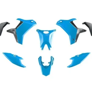 RACETECH (RTECH) KOMPLET PLASTIKÓW (BEZ PRZEDNIEGO BŁOTNIKA) T7 YAMAHA TENERE 700 ‘25-‘26 KOLOR JASNY NIEBIESKI / CZARNY Dodaj do koszyka