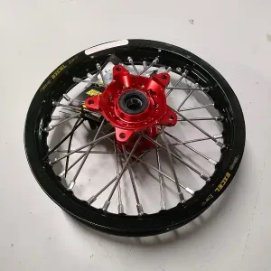 REX WHEELS (EXCEL) KOMPLETNE KOŁO TYLNE/TYLNIE 12 CALI 12 X 1,60 (OBRĘCZ EXCEL) KTM SX 65 ‘16- HUSQVARNA TC65 ‘17- CZARNA OBRĘCZ / SREBRNE SZPRYCHY / CZERWONA PIASTA (NA ZAMÓWIENIE) Ograniczona ilość