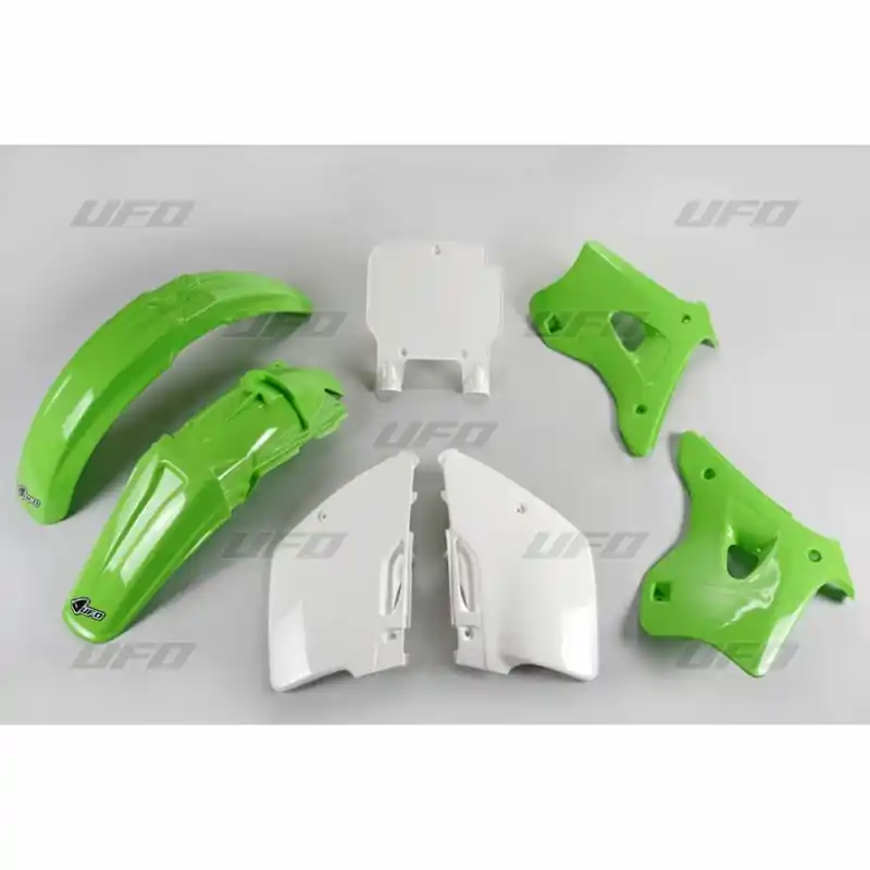 Szybka wysyłka UFO KOMPLET PLASTIKÓW KAWASAKI KX 125 / 250 ‘94- ‘95 KOLOR OEM (ZIELONY/BIAŁY) (KA193E999)